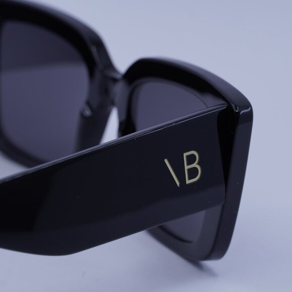 Victoria Beckham VB653S 001 Sunglasses Black Square Frame, Smoke Lenses - Picture 8 of 9